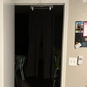 Whit House Black Market, the flare black size 6